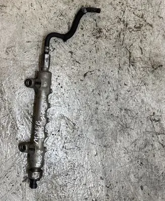 Toyota Avensis T250 Fuel main line pipe 8945871010