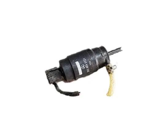Mercedes-Benz C W202 Windscreen/windshield washer pump 2028690121