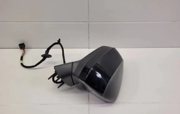 Front door electric wing mirror