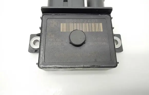 BMW 5 F10 F11 Glow plug pre-heat relay 8591724 859172401 0007211984