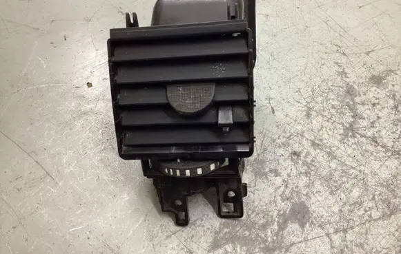 Land Rover Range Rover Sport L320 Dash center air vent grill JBD500160XXX 35043X 05528000