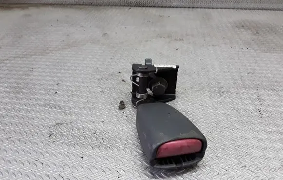 Volvo S80 Rear seatbelt buckle 9156905