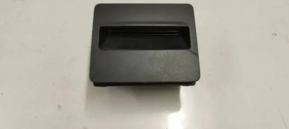 Skoda Octavia Mk3 (5E) Ashtray (rear) 5e0863284b