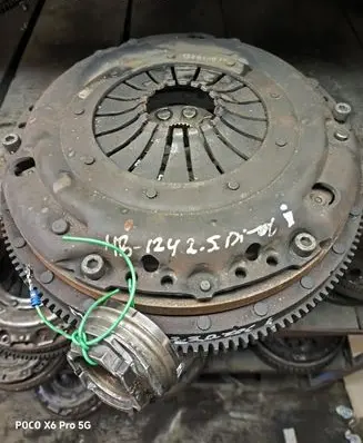 Mercedes-Benz E W124 Clutch set kit 6050302105