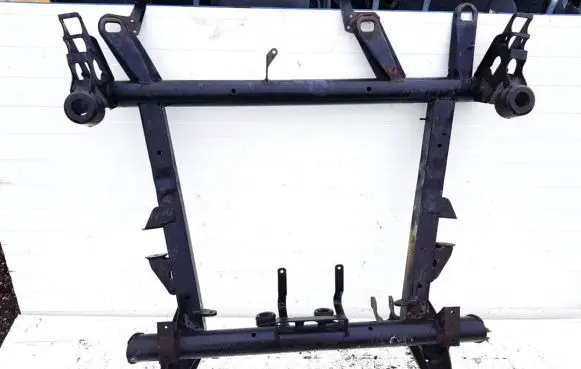 Mercedes-Benz Vito Viano W638 Front subframe