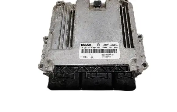 Renault Clio IV Engine control unit/module 237102747R