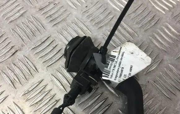 Volvo V70 Intake air temperature sensor 390016087B