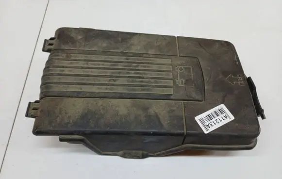 Volkswagen PASSAT B6 Battery box tray cover/lid 1K0915443