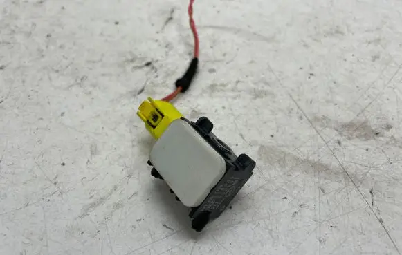 Mercedes-Benz R W251 Airbag deployment crash/impact sensor A0038202826