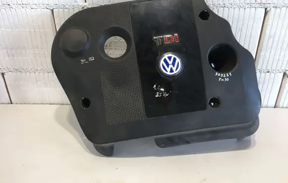 Volkswagen PASSAT B5 Engine cover (trim) 038103925