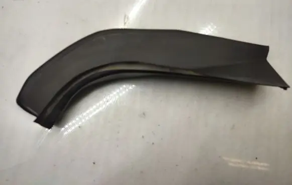 BMW 5 F10 F11 Rear/tail light trim molding 7204376