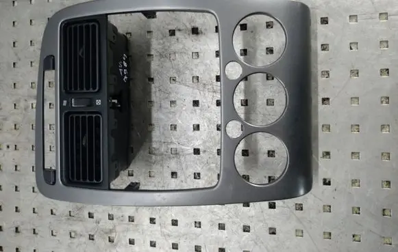 Toyota Avensis T220 Climate control/heater control trim 5541220700