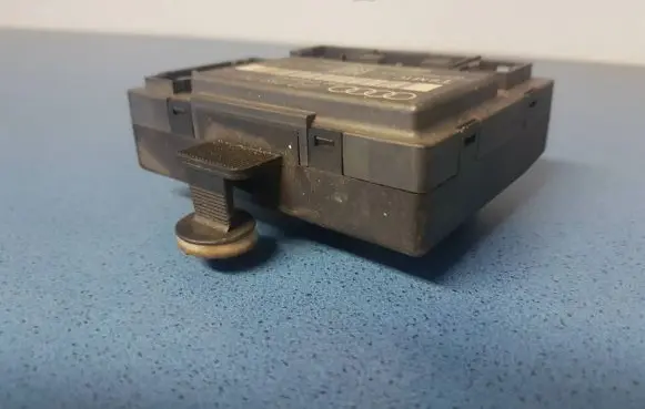 Audi A6 S6 C6 4F Door control unit/module 4F0959793C 4F0910793C 0033TFKD001