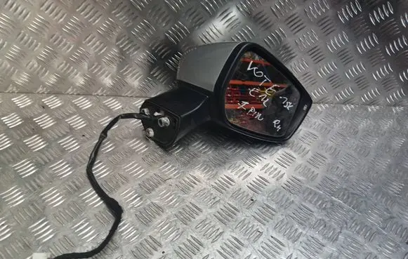 Nissan Note (E12) Front door electric wing mirror 