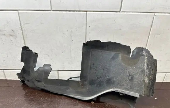 Audi TT TTS Mk2 Intercooler air guide/duct channel 8J0121284A
