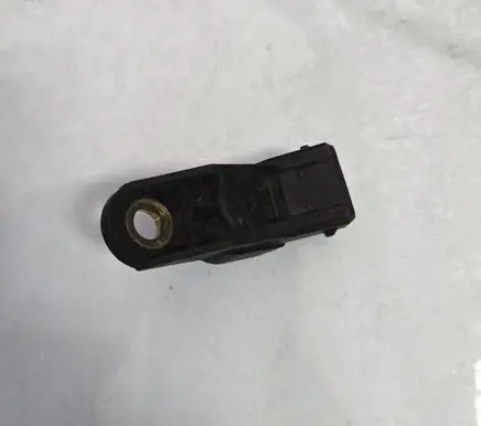 Peugeot 406 Air pressure sensor 0261230012