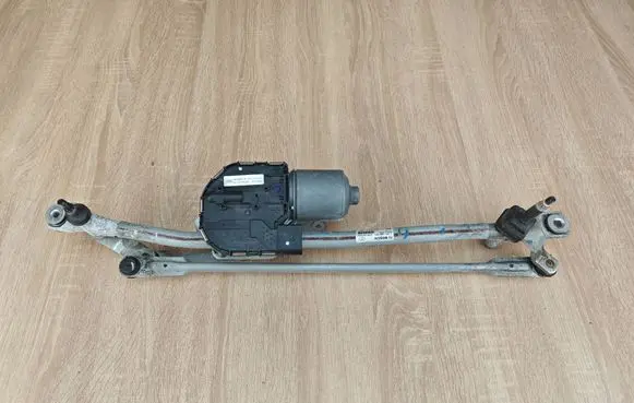 Front wiper linkage and motor