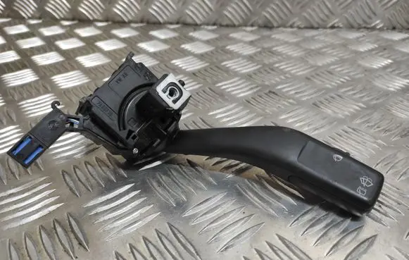 Volkswagen Touran I Wiper control stalk 1K0953519