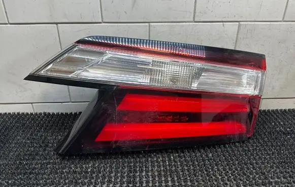 Honda Odyssey Tailgate rear/tail lights 34150-T6A