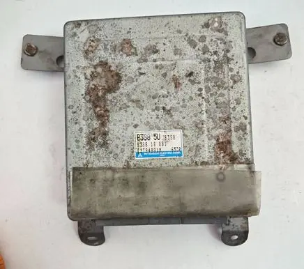 Mazda 323 Engine control unit/module B3S818881 E2T84881M B3S85UB398
