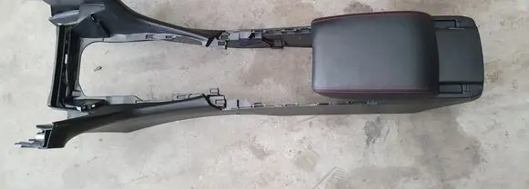 Mazda 6 Center console
