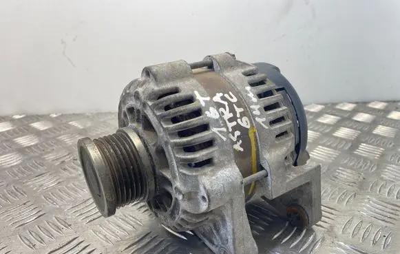 Opel Astra J Generator/alternator 13500577