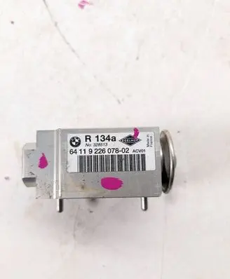 BMW X3 F25 Air conditioning (A/C) expansion valve 9226078