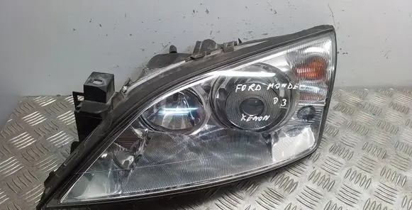 Ford Mondeo Mk III Headlight/headlamp 030117427300