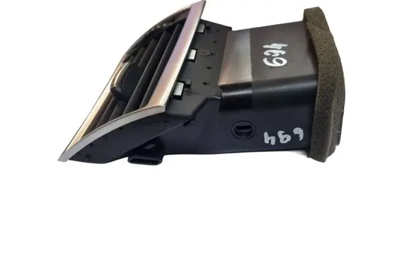 Audi A8 S8 D3 4E Dashboard side air vent grill/cover trim 4F0820902 4E0820902