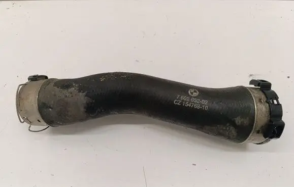 BMW 2 F22 F23 Intercooler hose/pipe 7602652