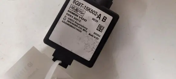 Jaguar XF X250 Aerial antenna amplifier 6G9T15K602AB