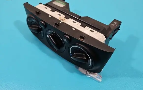 Toyota Avensis T250 Climate control/heater control trim 55900-05120 IMPRK1428814