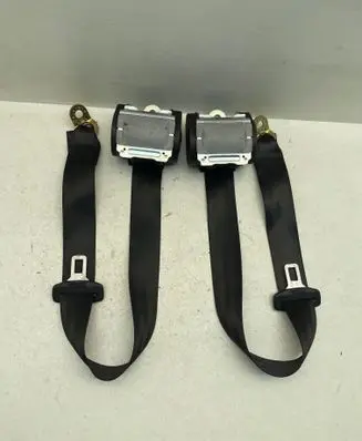 Audi A6 S6 C6 4F Rear seatbelt 4F0857805E 28102005 5430291
