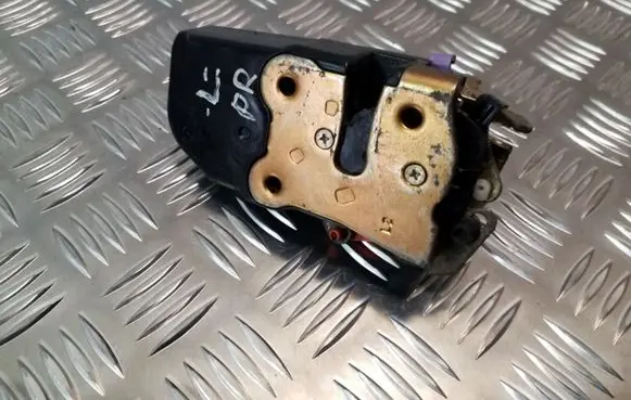 Chrysler Grand Voyager IV Front door lock