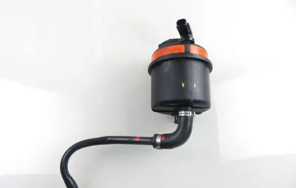Iveco Daily 3rd gen Power steering fluid tank/reservoir 7632440 8188037