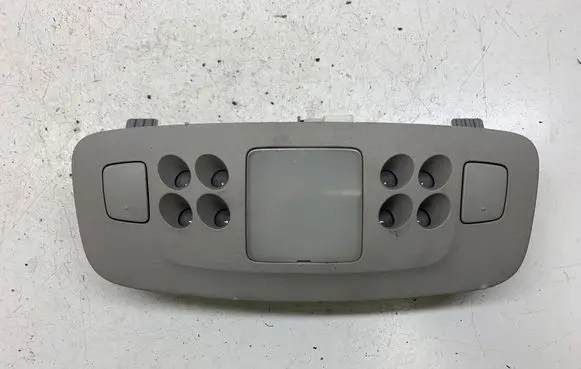 Lexus IS 220D-250-350 Rear seat light