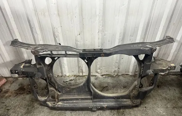 Volkswagen PASSAT B5.5 Radiator support slam panel