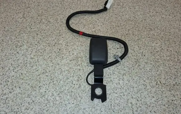 KIA Soul Front seatbelt buckle 