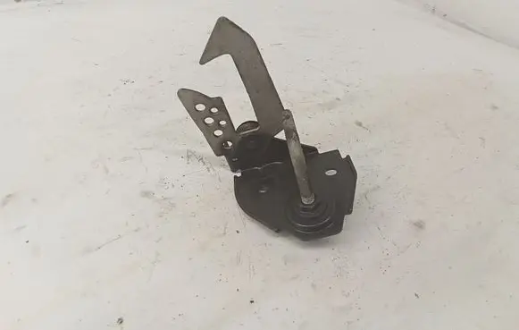 BMW 5 F10 F11 Engine bonnet/hood lock/latch loop/hook 7183763