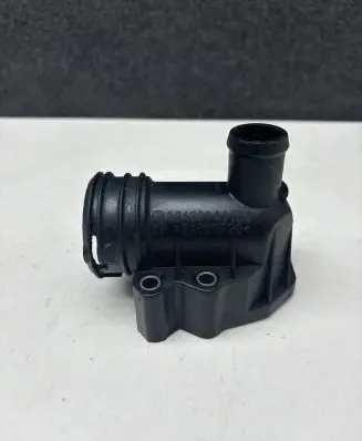Mercedes-Benz GL X166 Engine coolant pipe/hose A6422001156