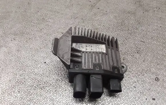 Audi A2 Coolant fan relay 8Z0959501