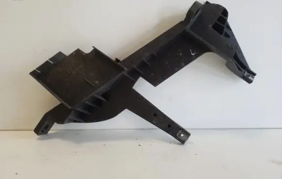 BMW X3 E83 Headlight/headlamp mounting bracket 1301073024 073024