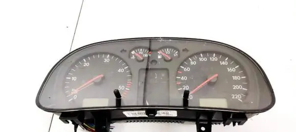 Volkswagen Golf IV Speedometer (instrument cluster) 1J0919881D 0263611024