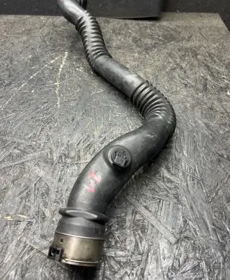 BMW 5 E60 E61 Intercooler hose/pipe 7803748 58300215
