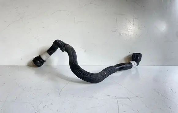 Tesla Model Y Engine coolant pipe/hose 107759400C 1077594