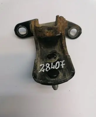 Toyota Prius (XW10) Rear door lower hinge