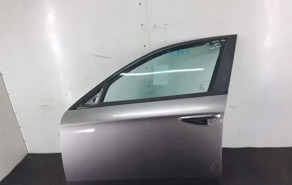 Alfa Romeo 159 Front door