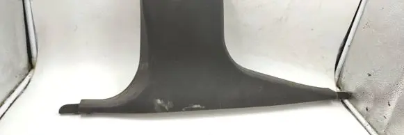Cadillac CTS (B) pillar trim (bottom) 005202221