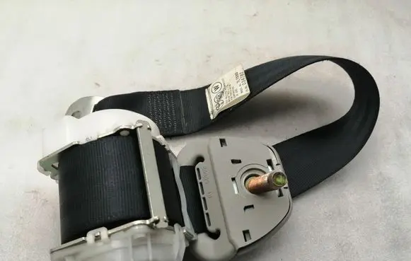 Toyota Corolla Verso AR10 Third row seat belt 735600F010C0