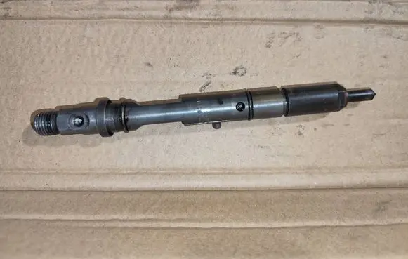 Fuel injector
